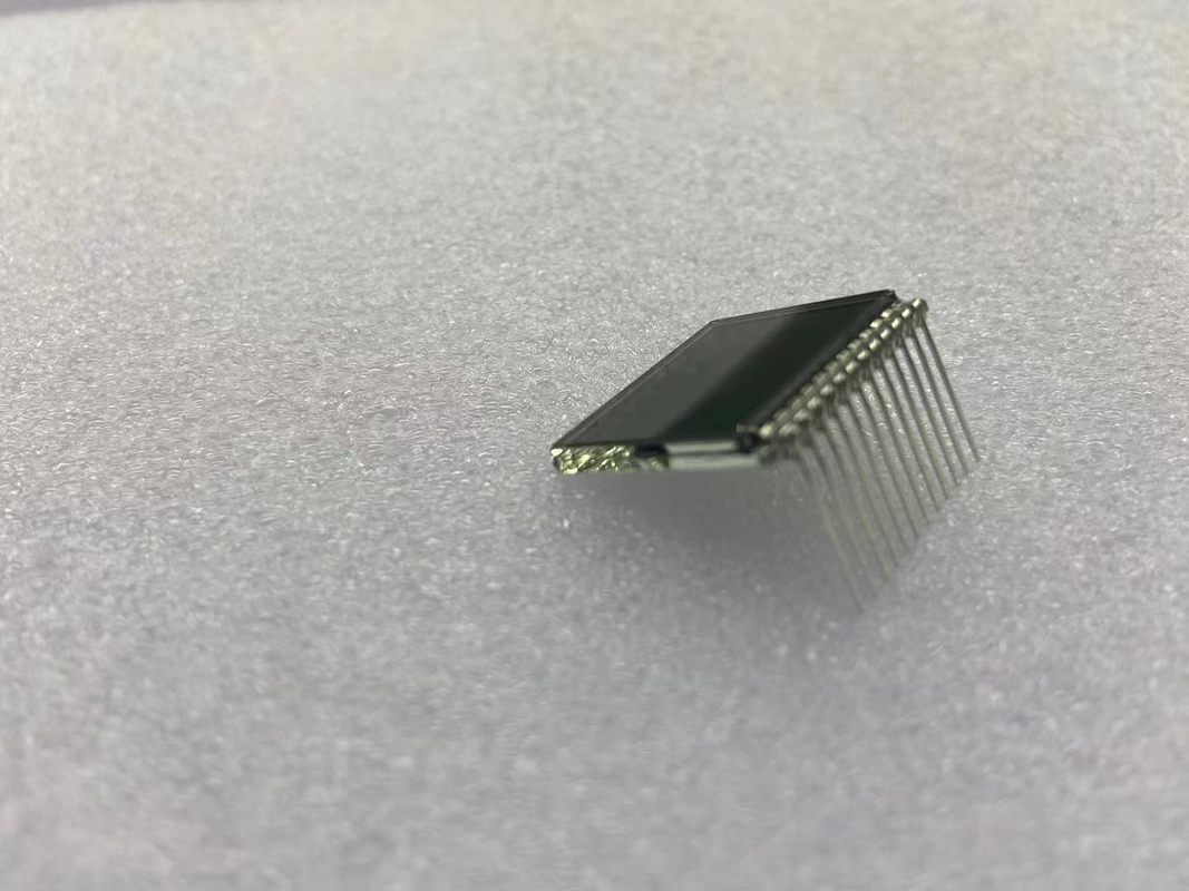 プラスの6Oクロック 18ピン燃料配給機 マルチメディア再生のためのHTN液晶ディスプレイ